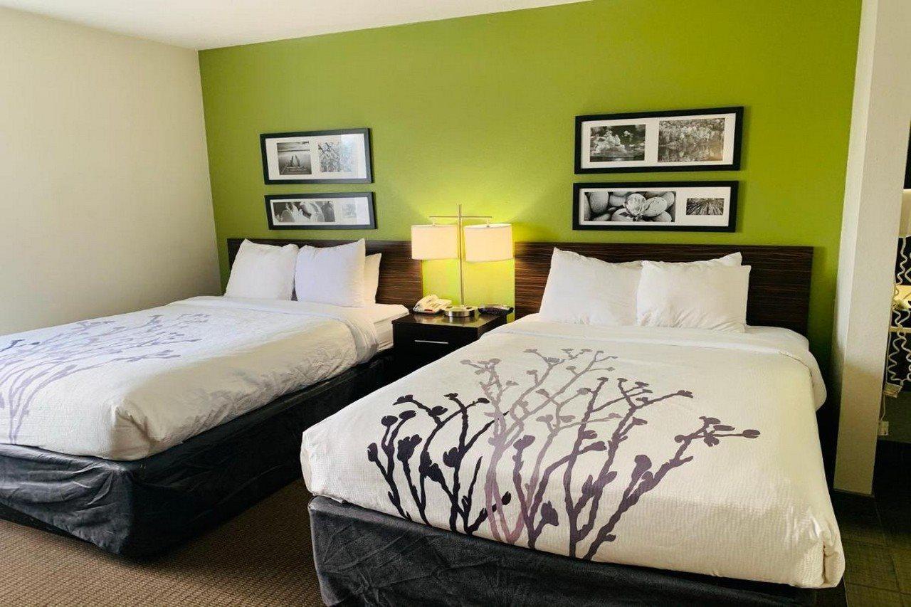 Sleep Near Quantico Main Gate Hotel 2*