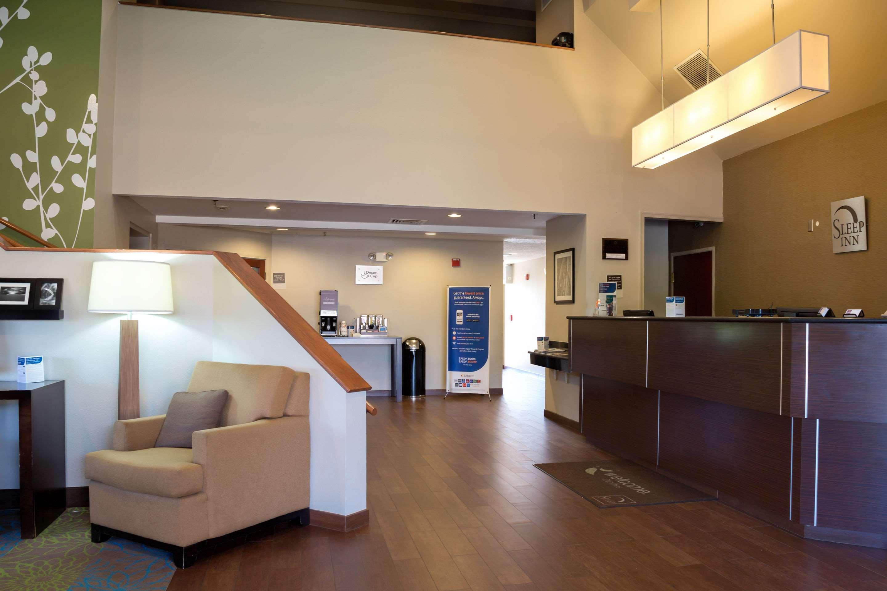 Sleep Near Quantico Main Gate Hotel 2*